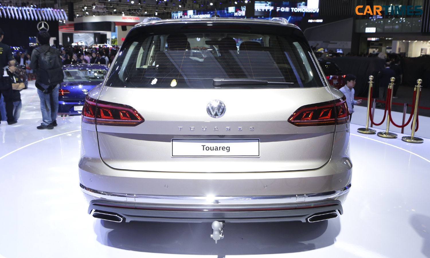 Thiết kế phía sau xe Volkswagen Touareg