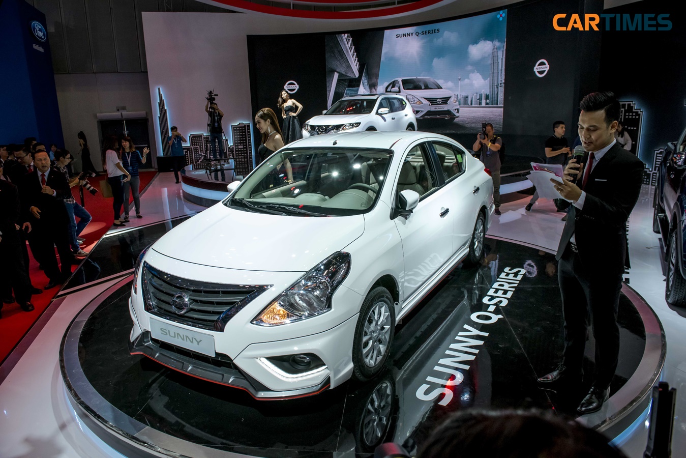 Mẫu xe Nissan Sunny Q-Series có giá 568 triệu đồng
