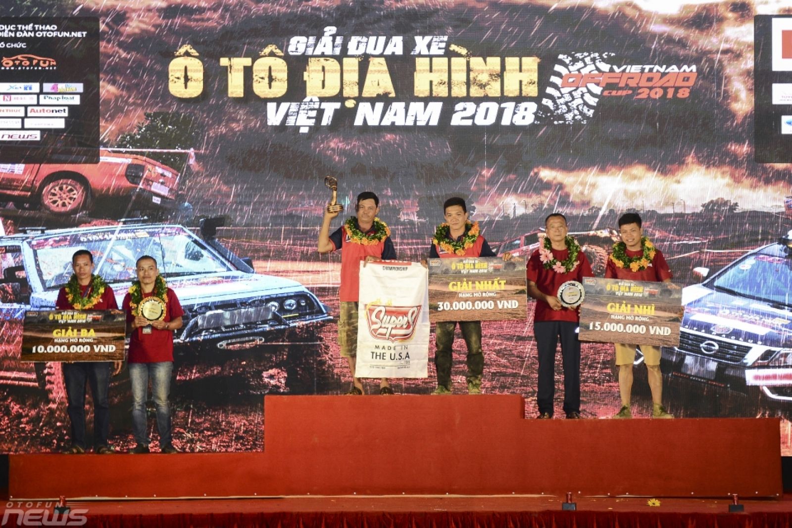 Những vô địch hạng Nâng cấp tại VOC 2018 (Ảnh:otofun.net)