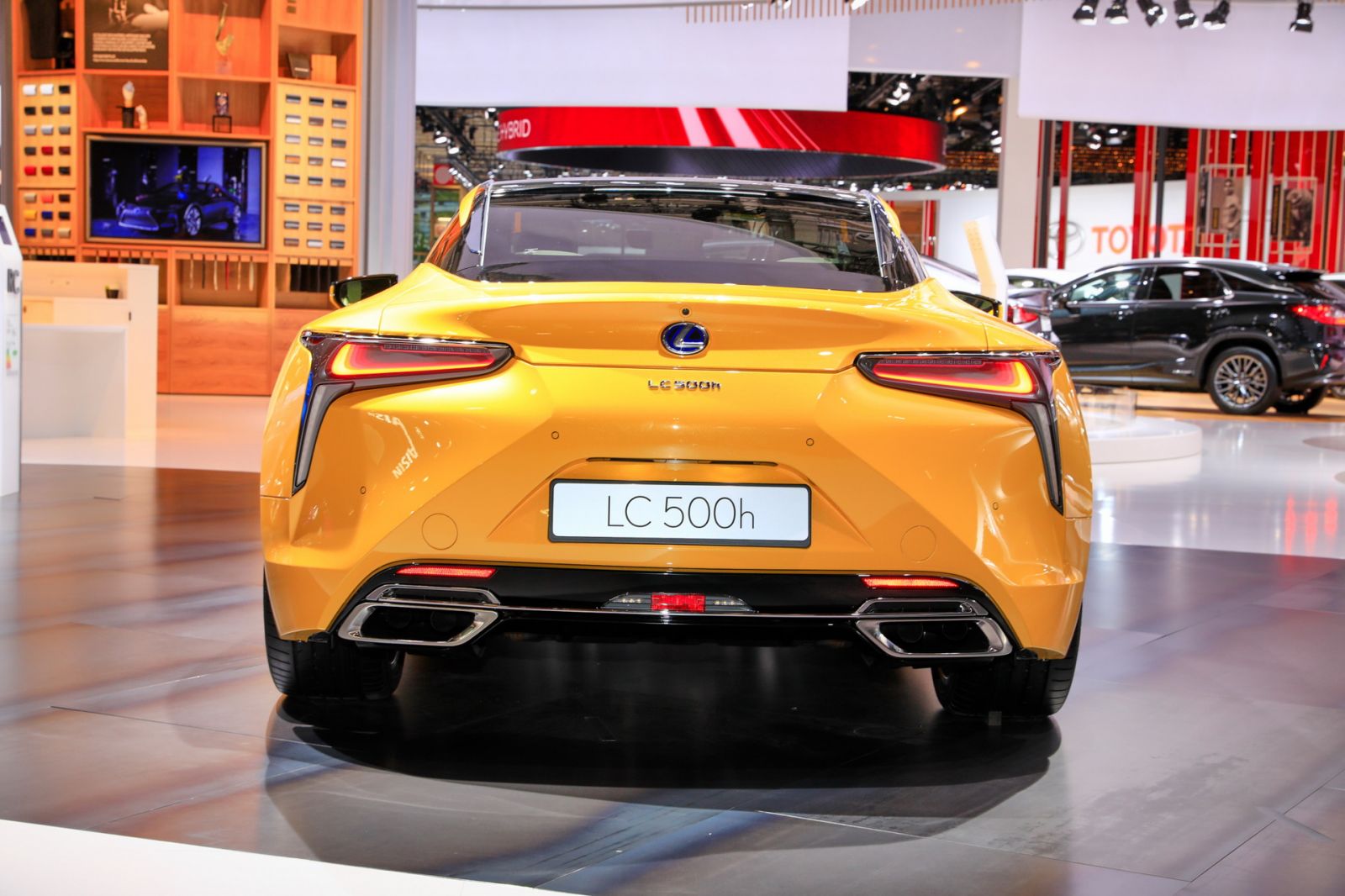 Thiết kế đuôi xe xe Lexus LC 500h