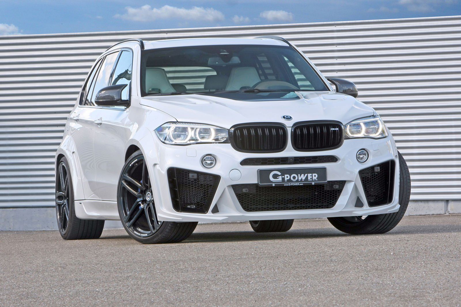 BMW X5 Typhoon ra mắt trùng thời điểm X5 2019 ra mắt tại Paris Motor Show