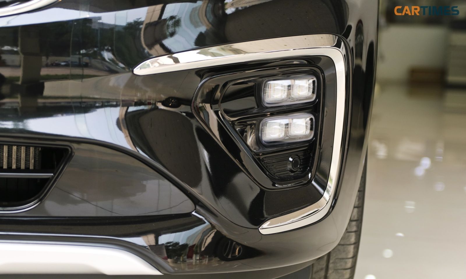 Thiết kế đèn sương mù trên Kia Sedona 2019