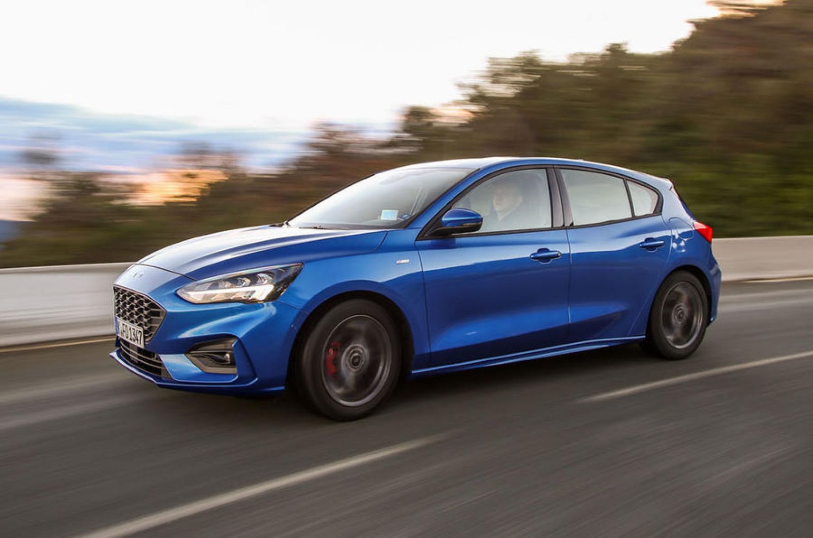 Xe du lịch hạng trung Ford Focus với doanh số 184 xe trong tháng 9
