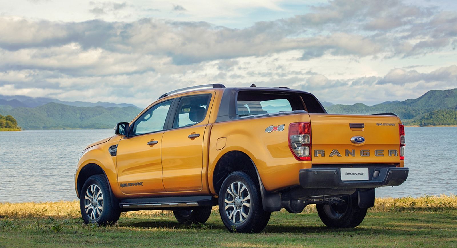 Xe Ranger và Everest mới đã tạo ra doanh số đáng kinh ngạc cho Ford Việt Nam