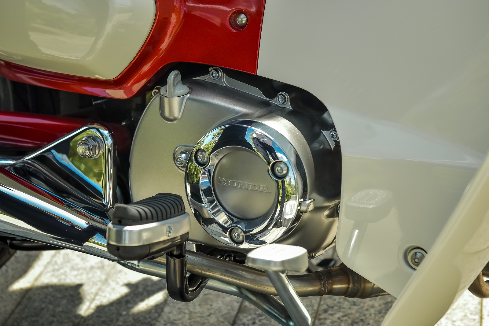 Thiết kế động cơ xe Honda Super Cub C125