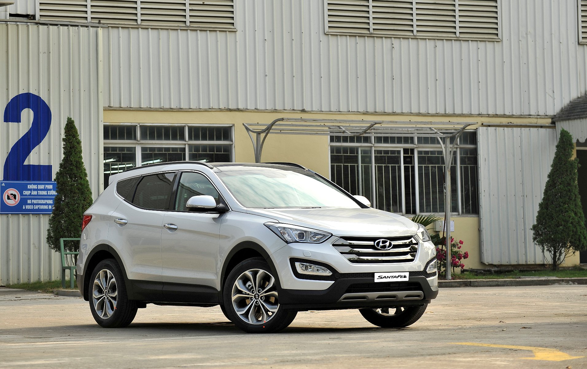Xe Hyundai SantaFe tại Nhà máy ô tô Hyundai Thành Công