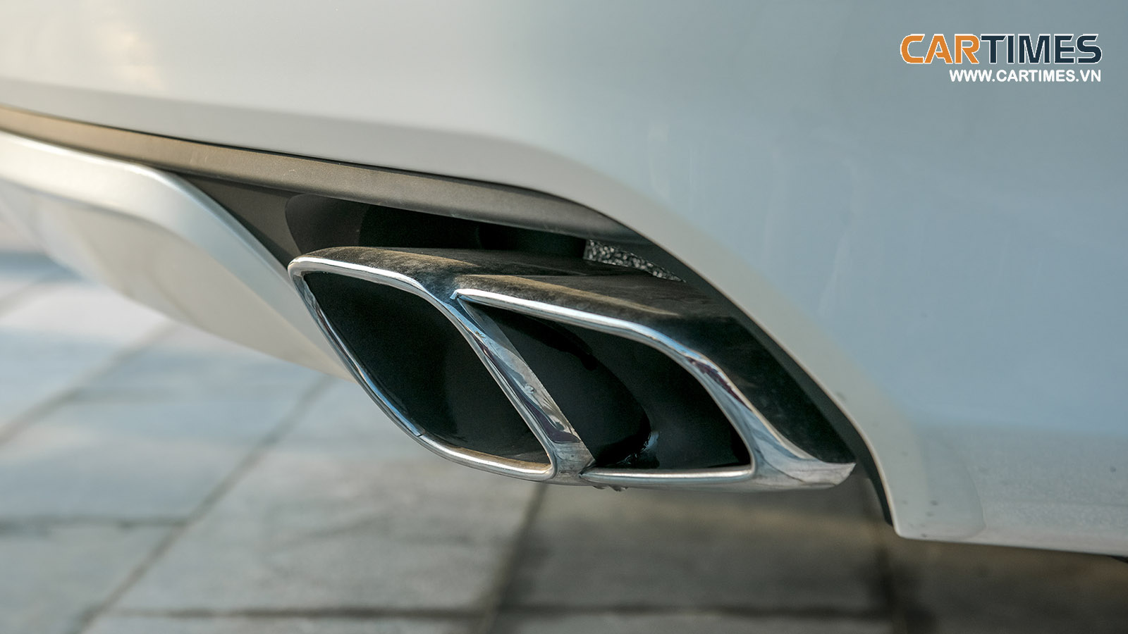 Thiết kế ống xả kép của xe Maserati Quattroporte GTS GranLusso