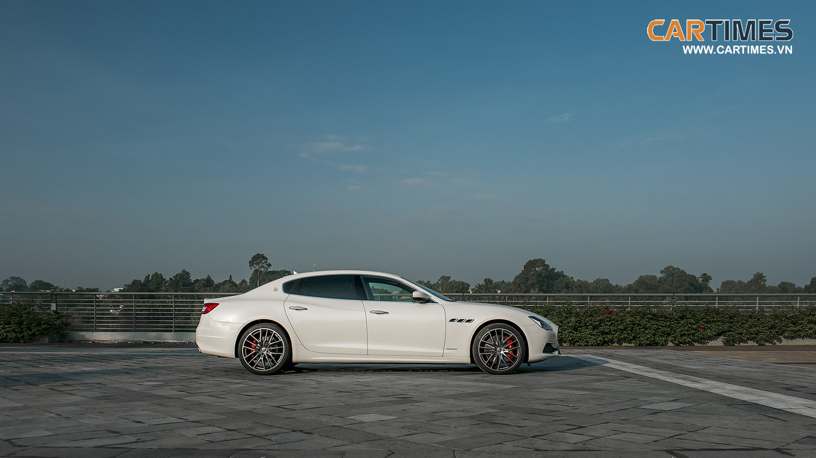 Xe Maserati Quattroporte GTS GranLusso