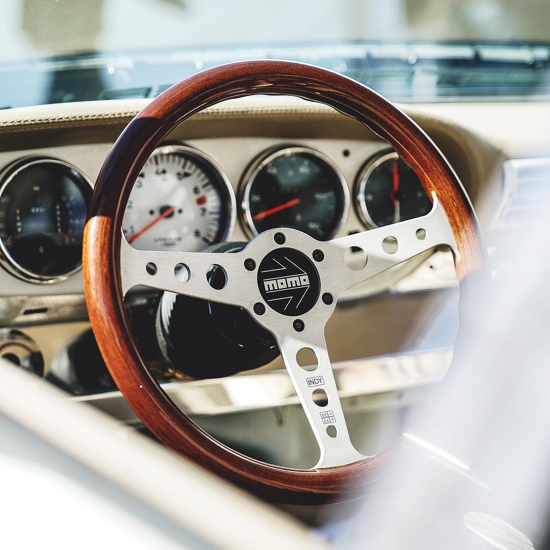 Thiết kế vô lăng xe Porsche 911 Coupe 1977