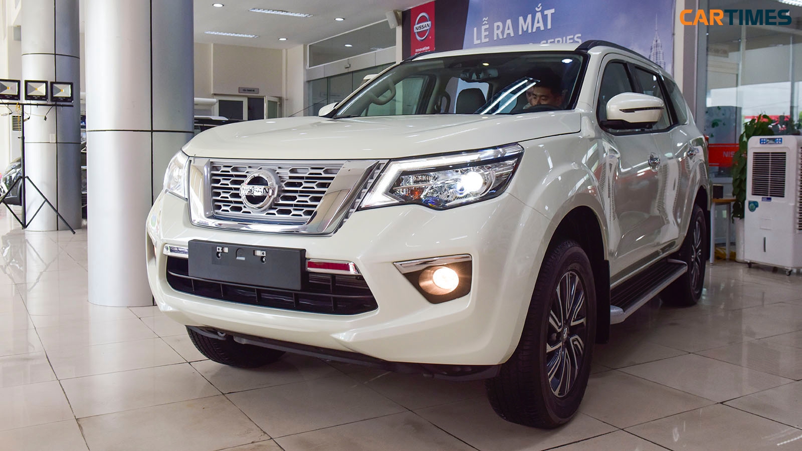 Nissan Terra được phân phối với 3 phiên bản tuỳ chọn