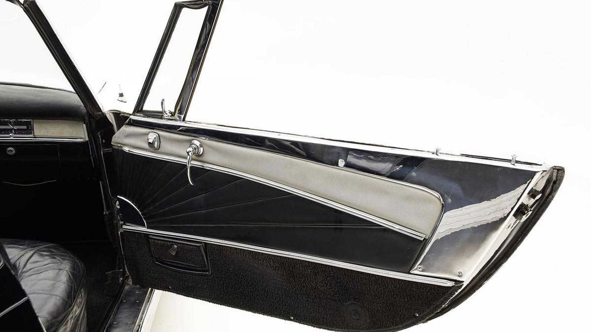 Thiết kế cánh cửa xe Cadillac Die Valkyrie 1955 concept