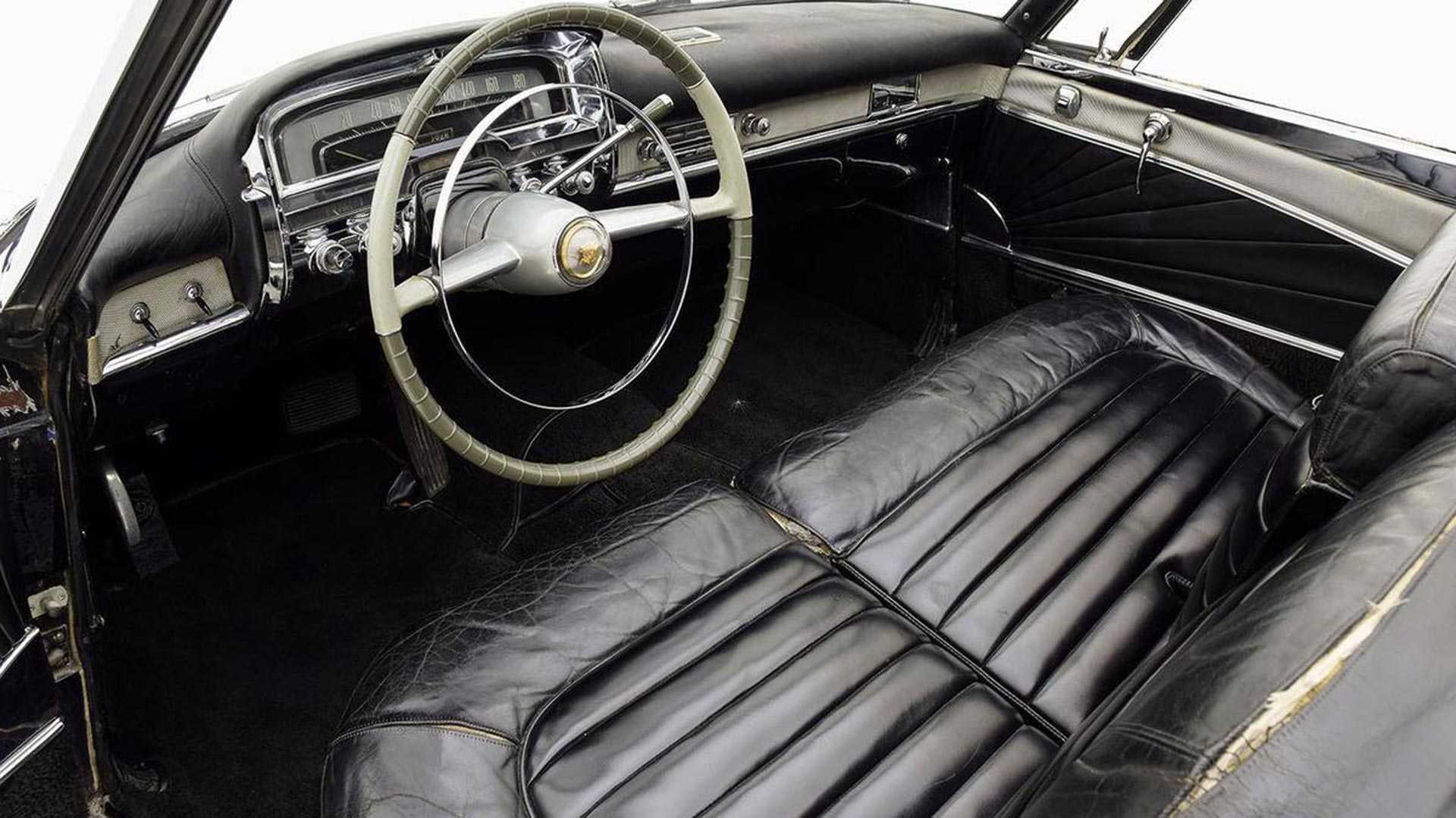 Thiết kế hàng ghế trước xe Cadillac Die Valkyrie 1955 concept