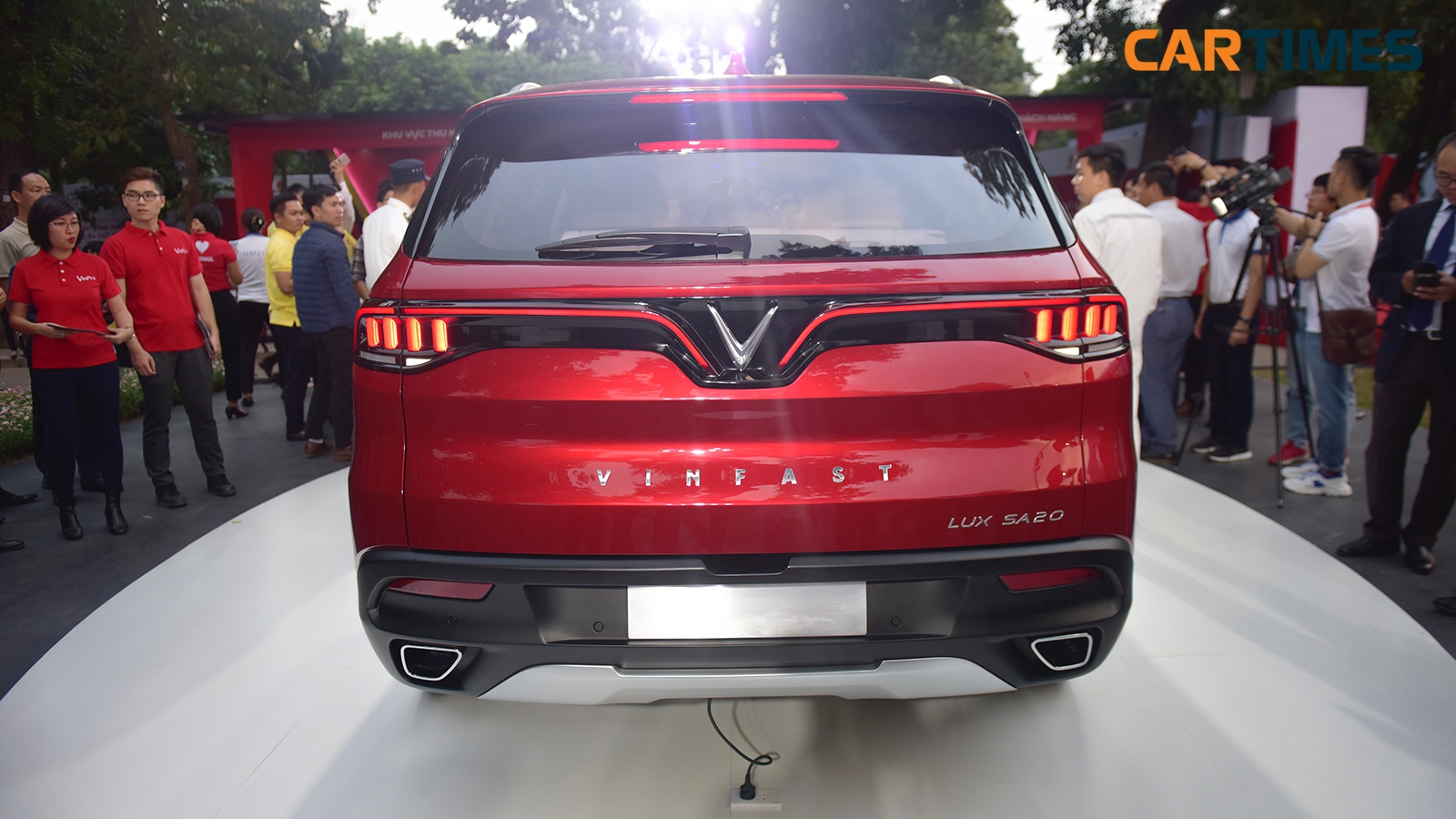 Ngoại thất xe VinFast Lux SA 2.0