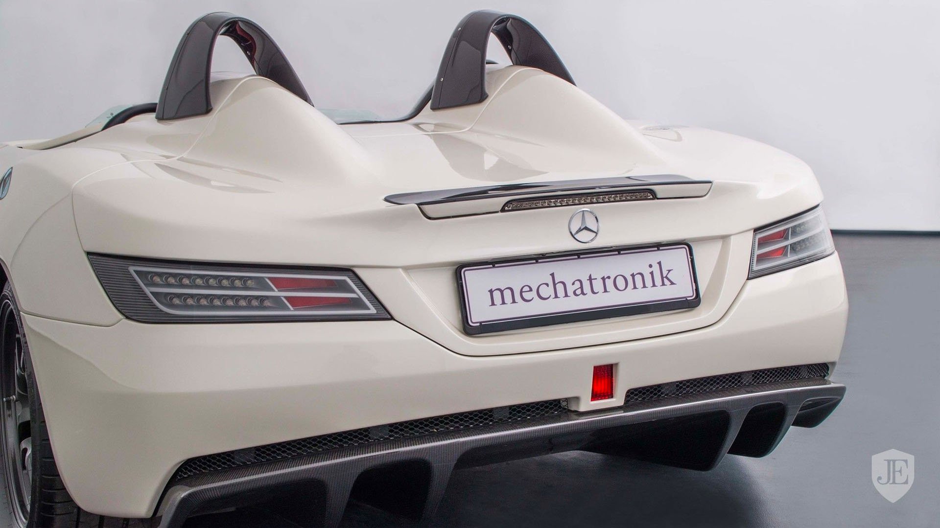 thiết kế đuôi xe Mercedes-Benz SLR McLaren Stirling Moss 2009