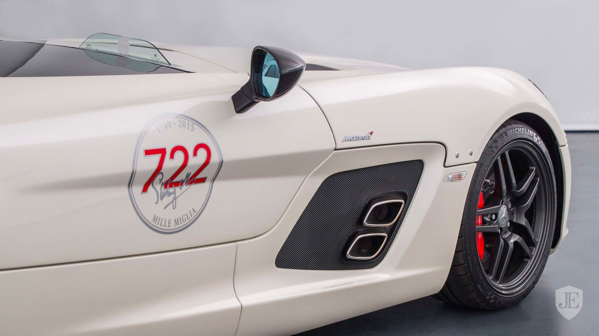 Thiết kế ống xả xe Mercedes-Benz SLR McLaren Stirling Moss 2009