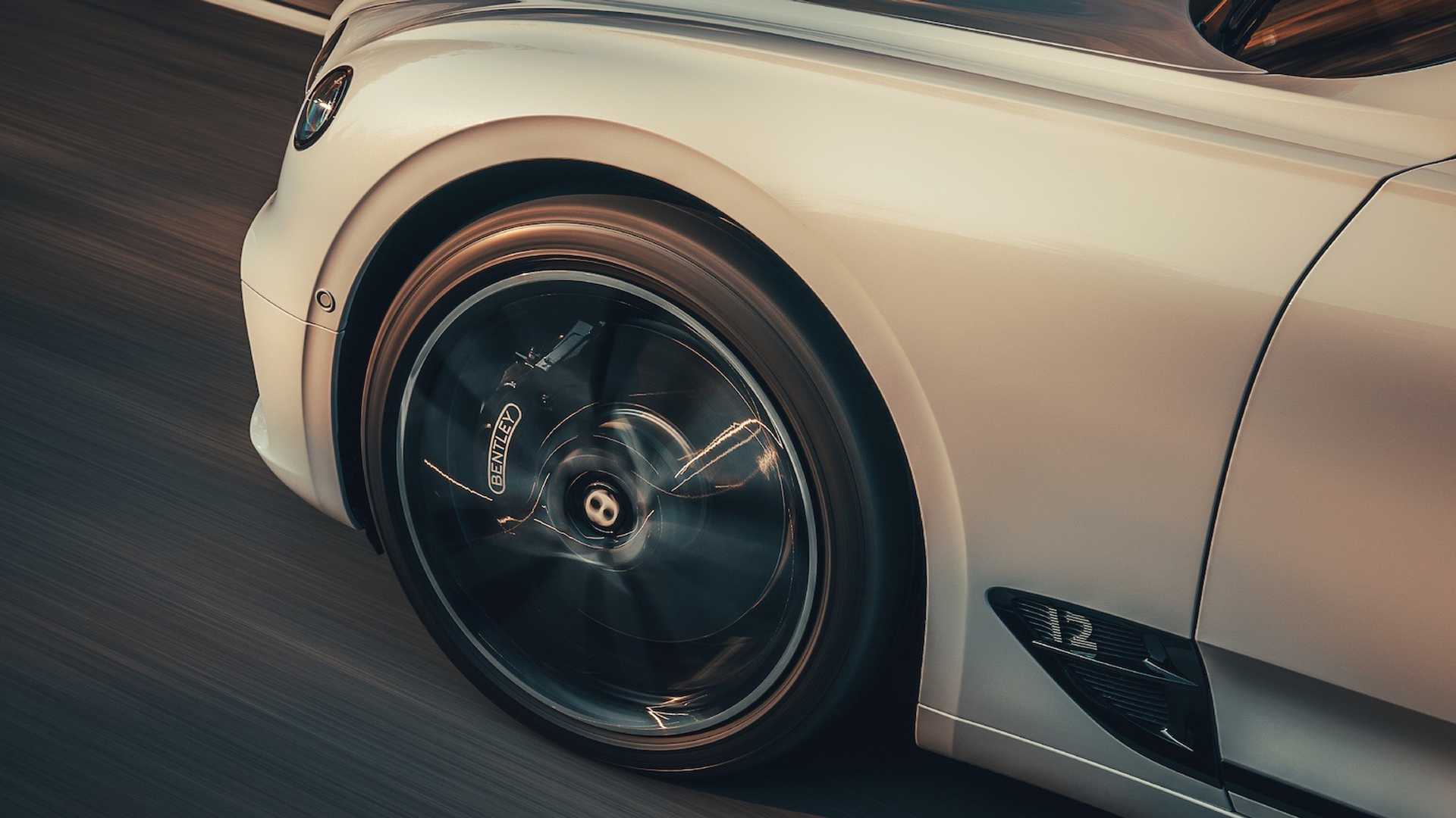 Bentley Continental GT Convertible cứng hơn 5% và nhẹ hơn so với thế hệ tiền nhiệm
