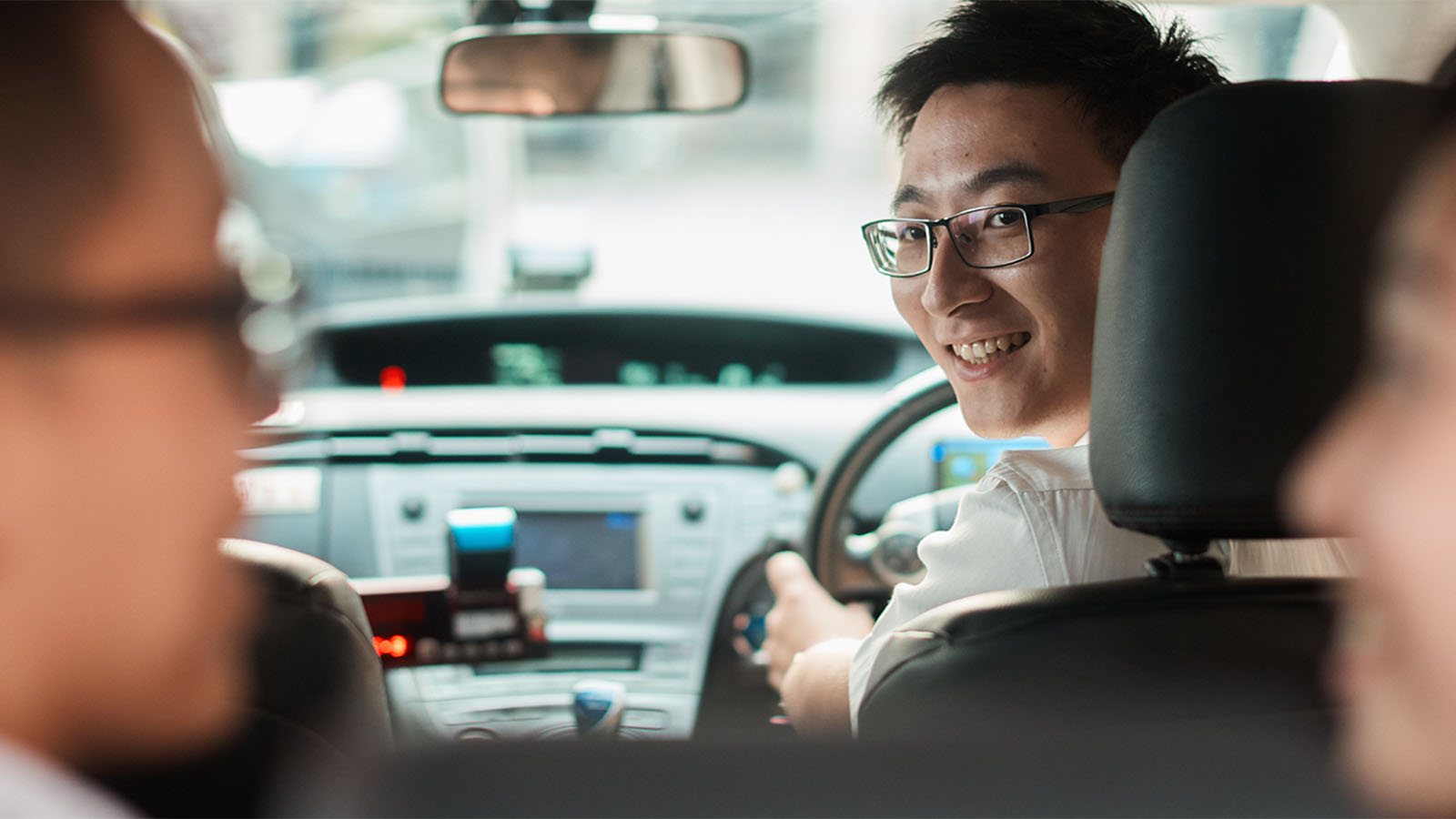Giúp người dù nhỏ cũng đem lại niềm vui cho mình