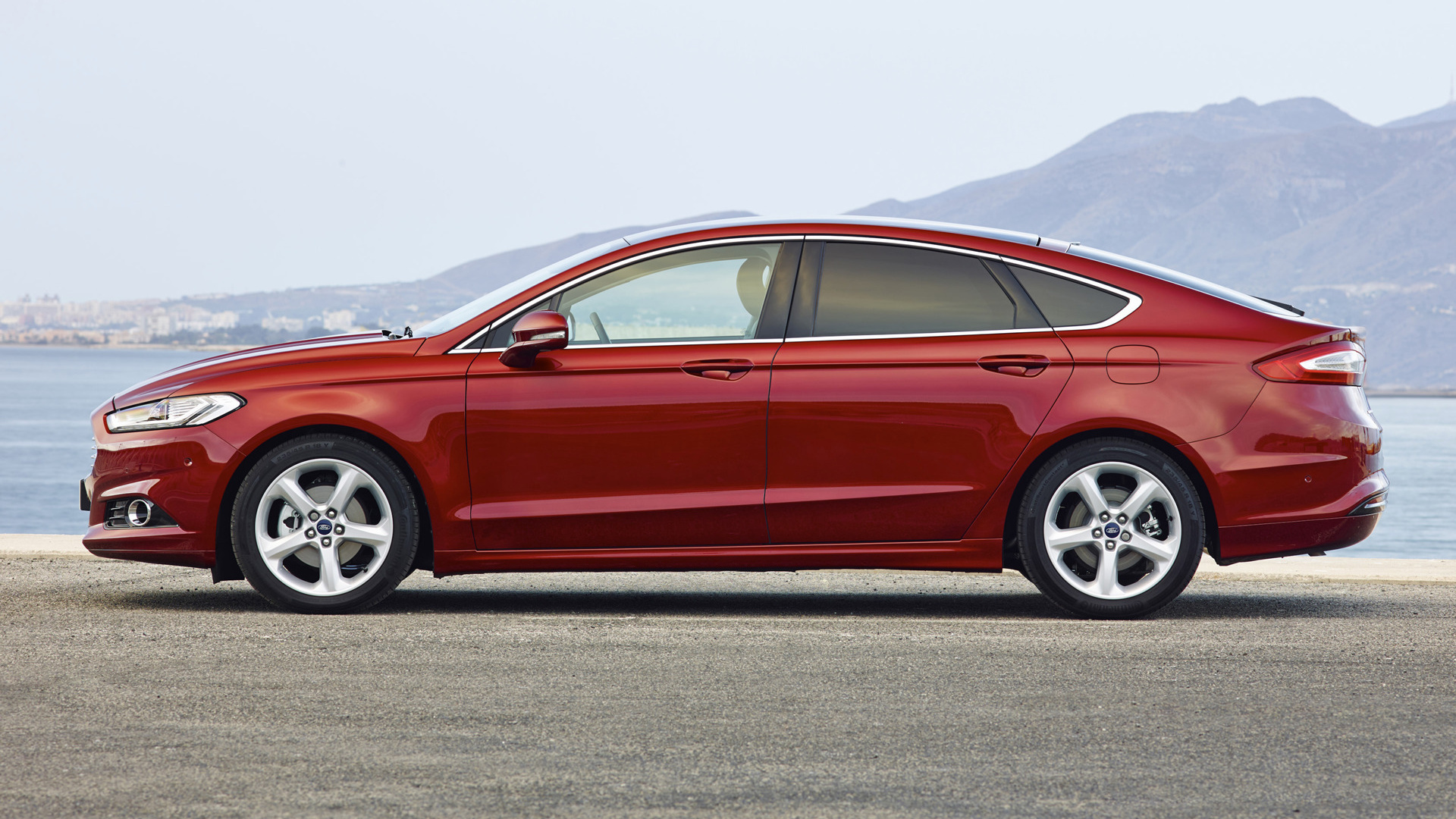 Xe Ford Mondeo