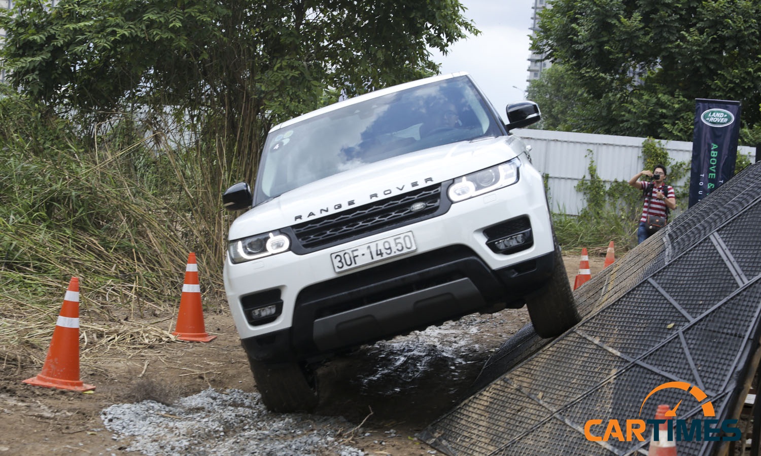 Lái xe dốc nghiêng