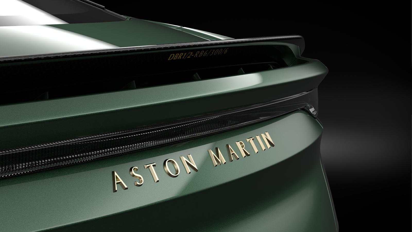 Đuôi xe Aston Martin DBS 59