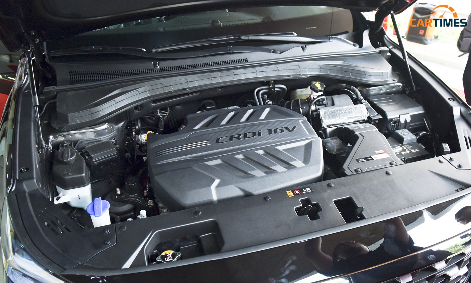 Động cơ máy dầu 2.2L trên xe Hyundai Santa Fe 2019