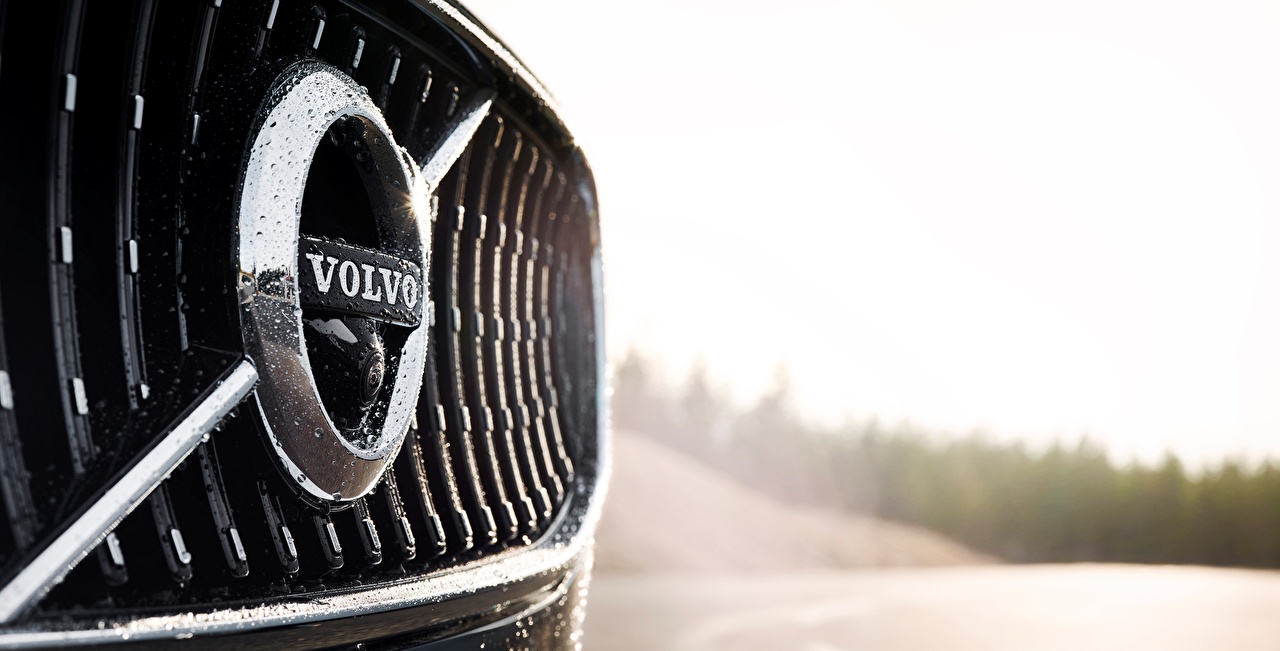 Hãng xe hơi sang trọng Thụy Điển Volvo bắt tay gã khổng lồ tìm kiếm Baidu của Trung Quốc