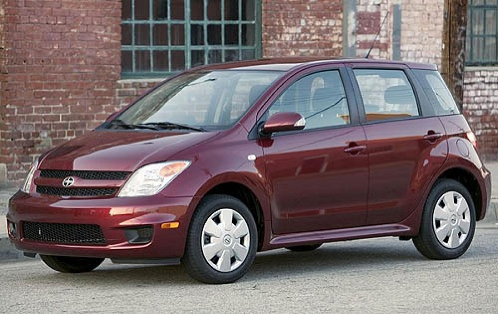 Xe Toyota Scion xA nằm trong diện bị triệu hồi lần này