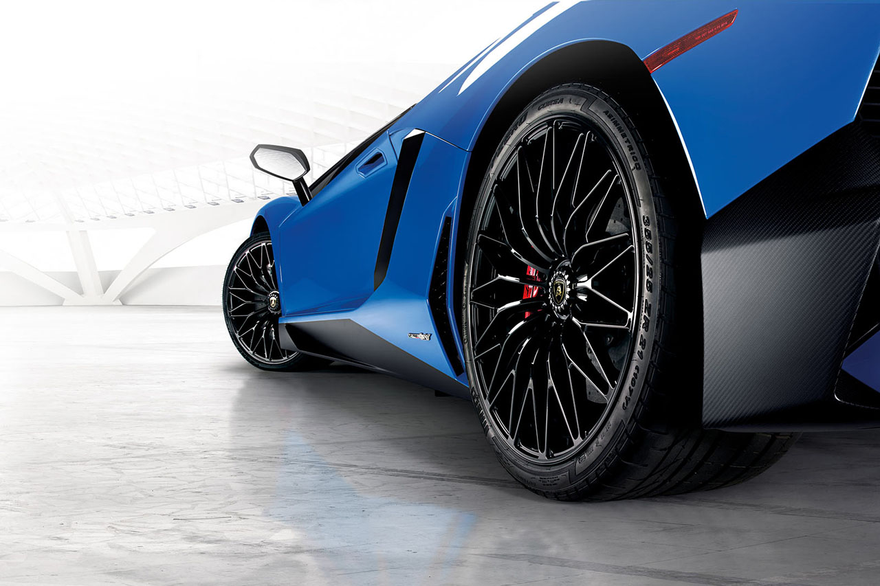 Pirelli sẽ giới thiệu ra thị trường những dòng lốp hiệu suất cao