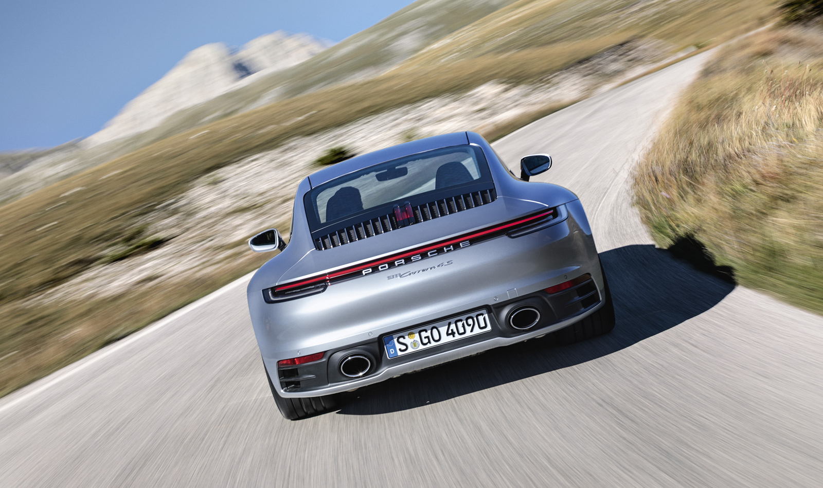 Porsche 911 Carrera S với sức mạnh 450 mã lực