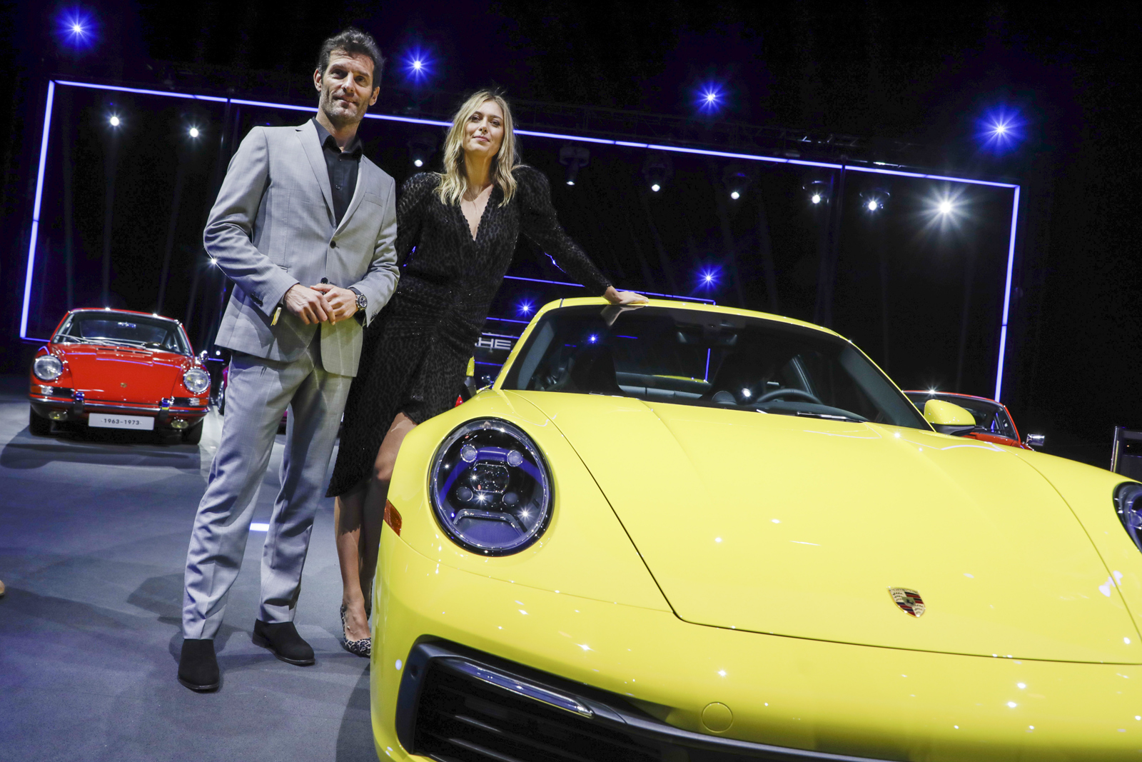 Ra mắt thế giới dòng xe Porsche 911: Maria Sharapova; Mark Webber (từ phải sang trái)