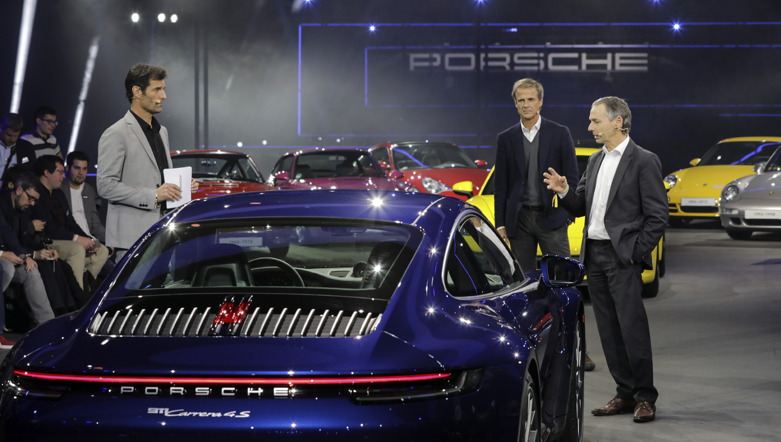 Ra mắt xe Porsche 911: Mark Webber; Michael Mauer; August Achleitner (từ trái sang phải)