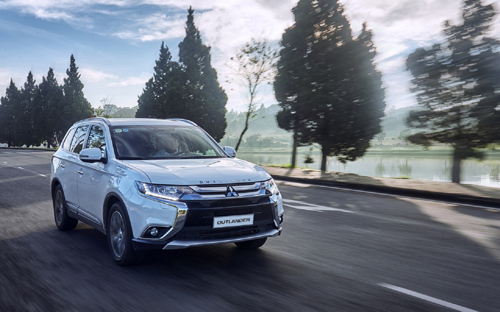 dòng xe Mitsubishi Outlander