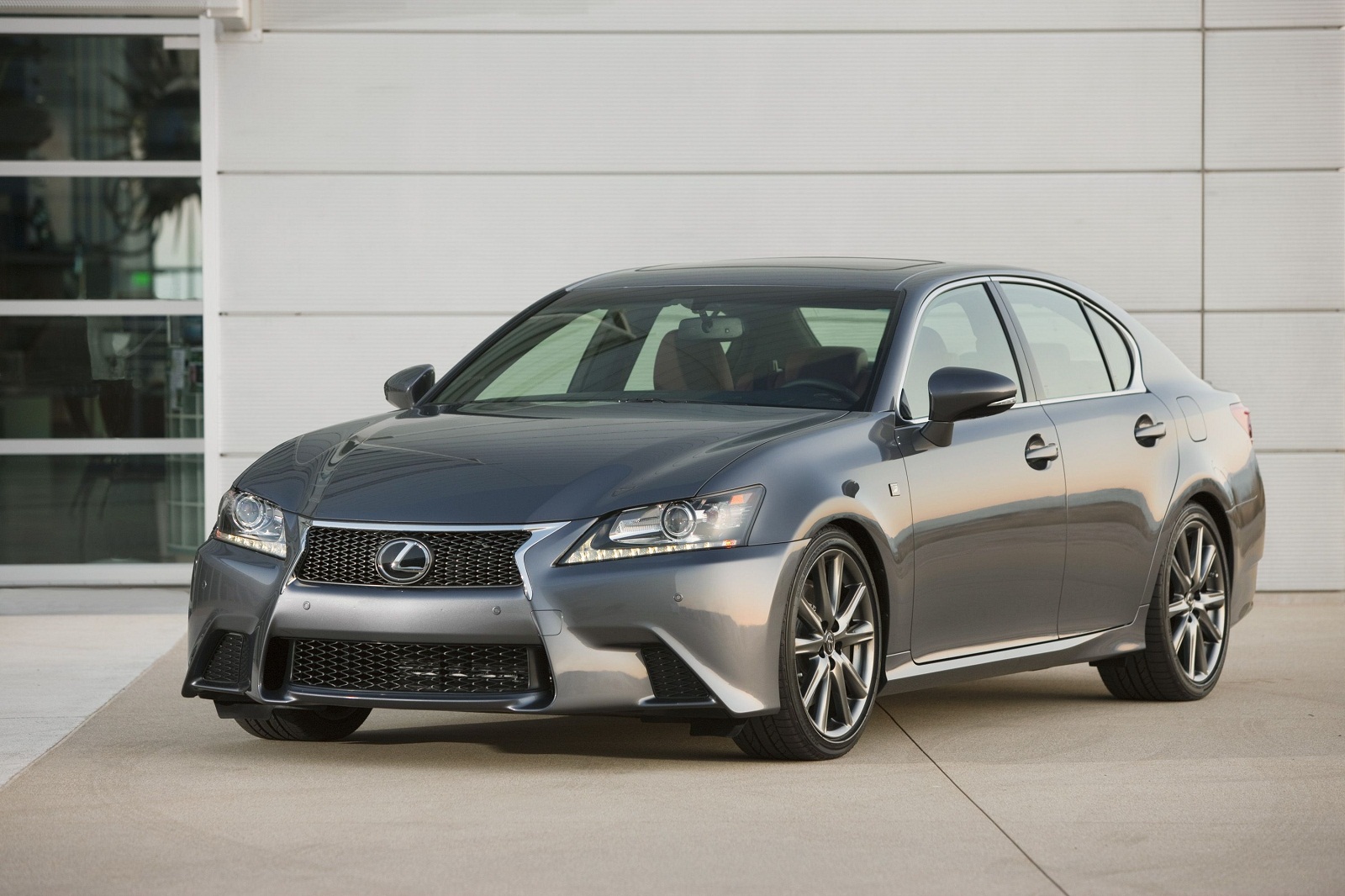 Xe GS - Grand Sedan