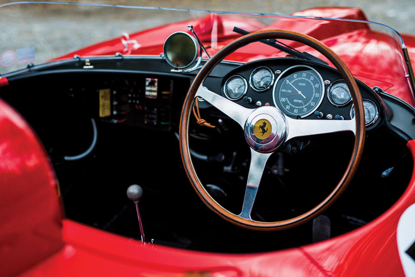 Thiết kế cabin xe Ferrari 290 MM 1956
