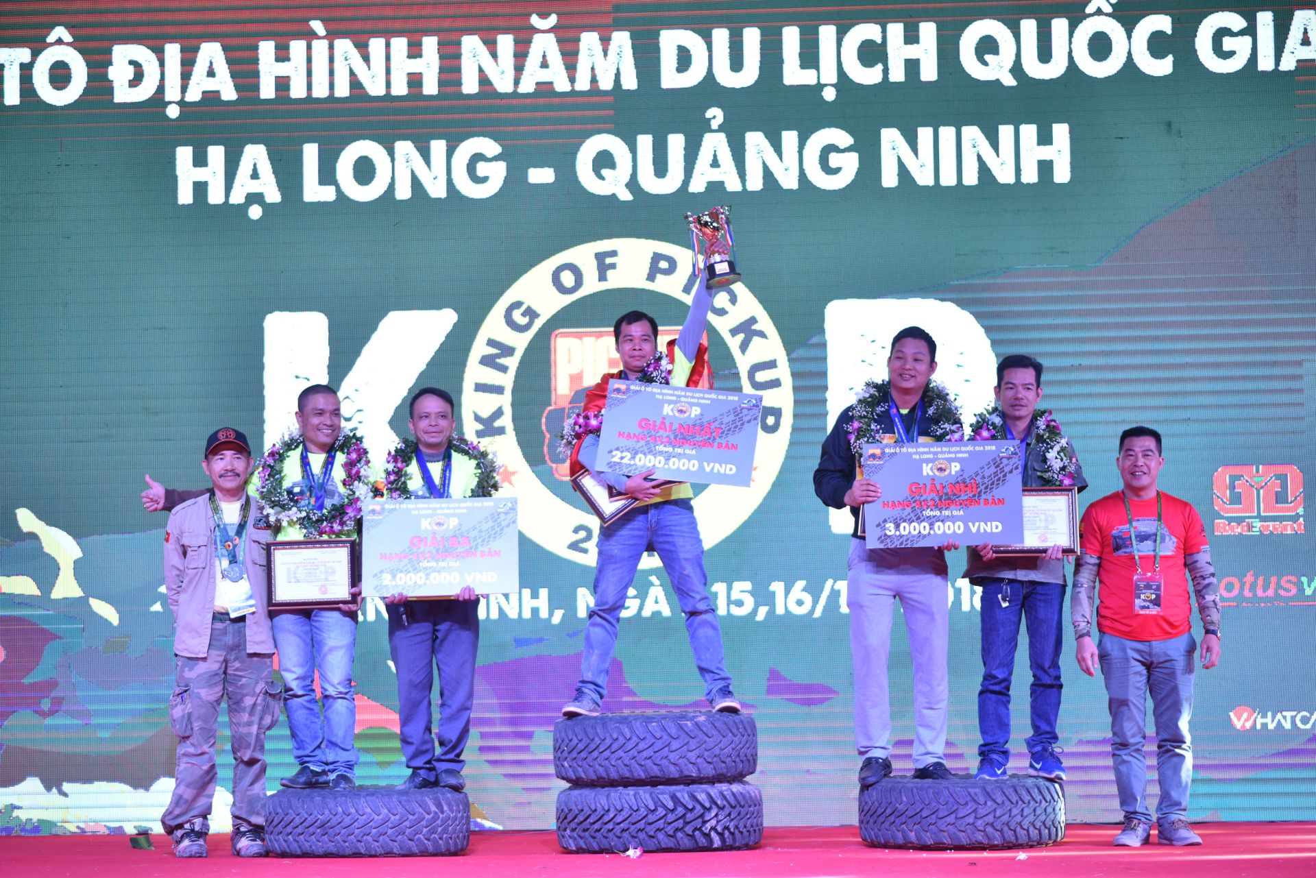 Giải nhất hạng bán tải 4x4 nguyên bản