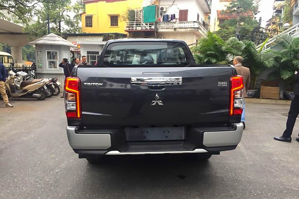 Thiết kế đuôi xe Mitsubishi Triton