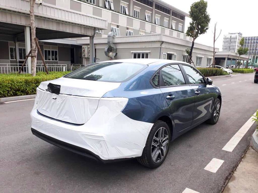 Thiết kế đuôi xe đã được che lại của Kia Cerato 2019