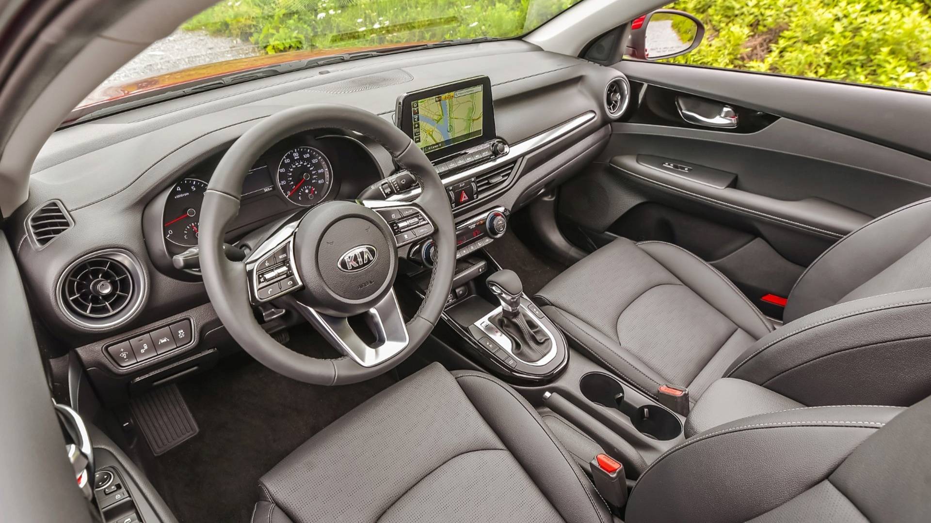 Nội thất xe Kia Cerato 2019