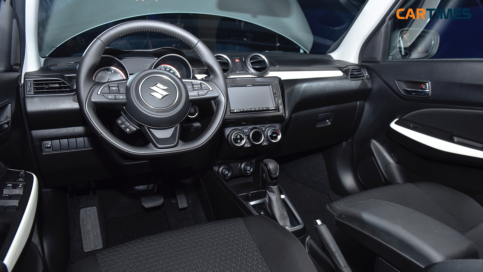 Nội thất xe Suzuki Swift 2018