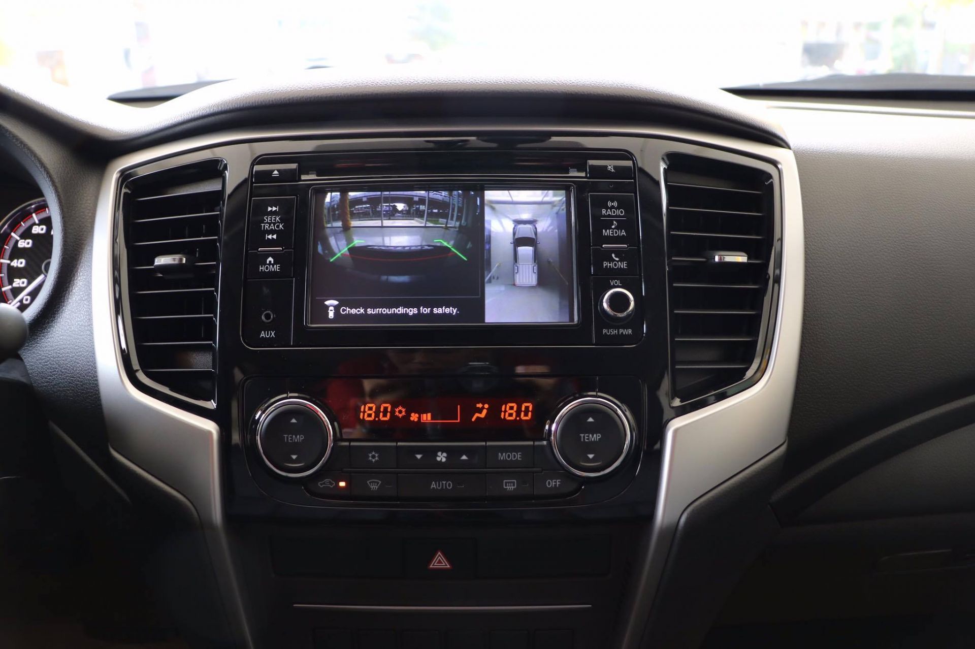Camera 360 trên xe Mitsubishi Triton 2019