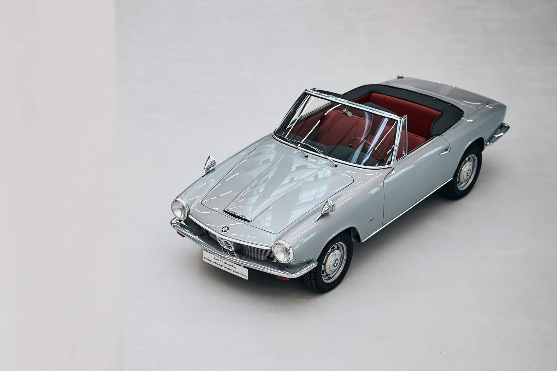 Thiết kế đầu xe BMW 1600 GT mui trần