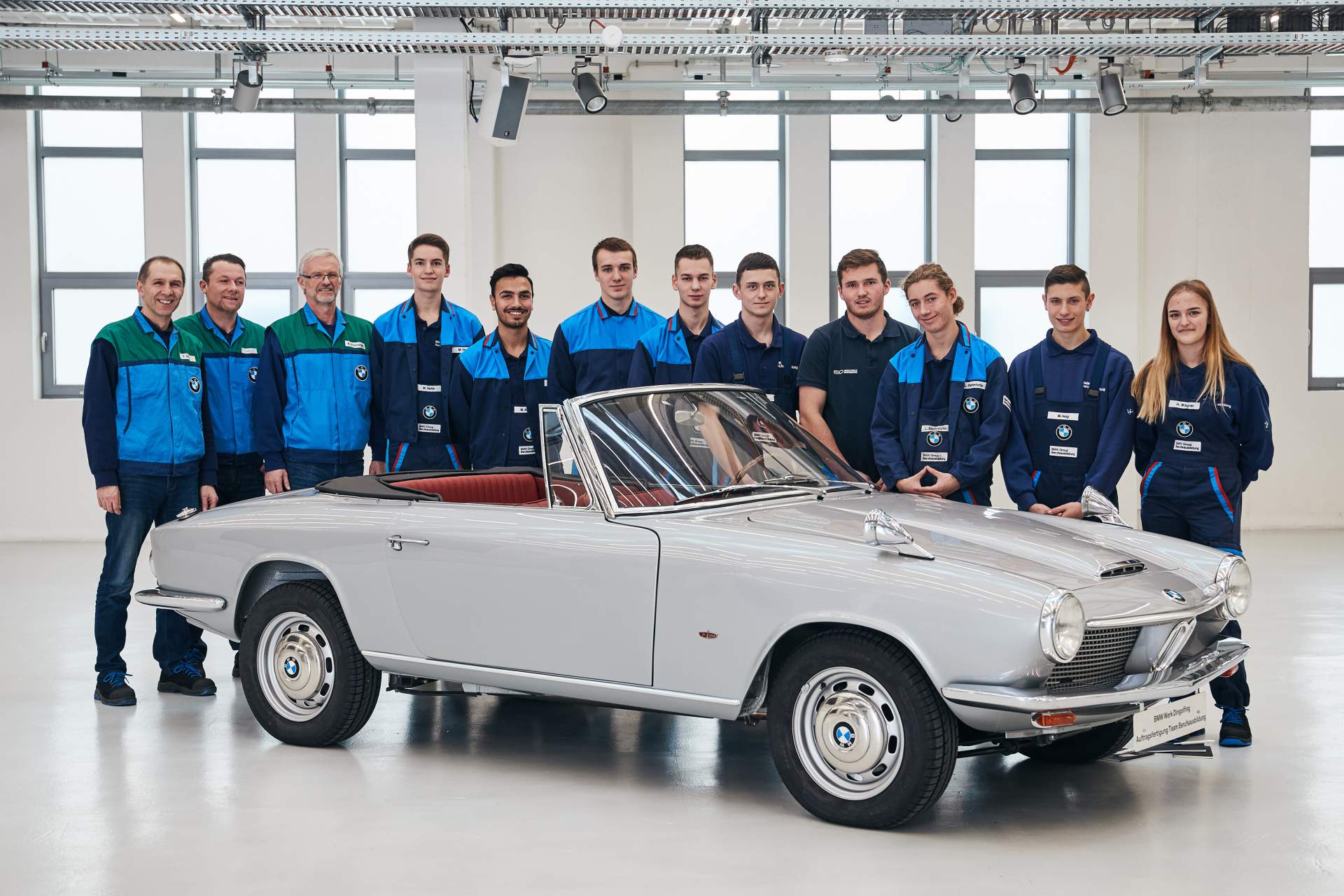 Chiếc BMW 1600 GT và đội ngũ kĩ sư phục chế tại BMW