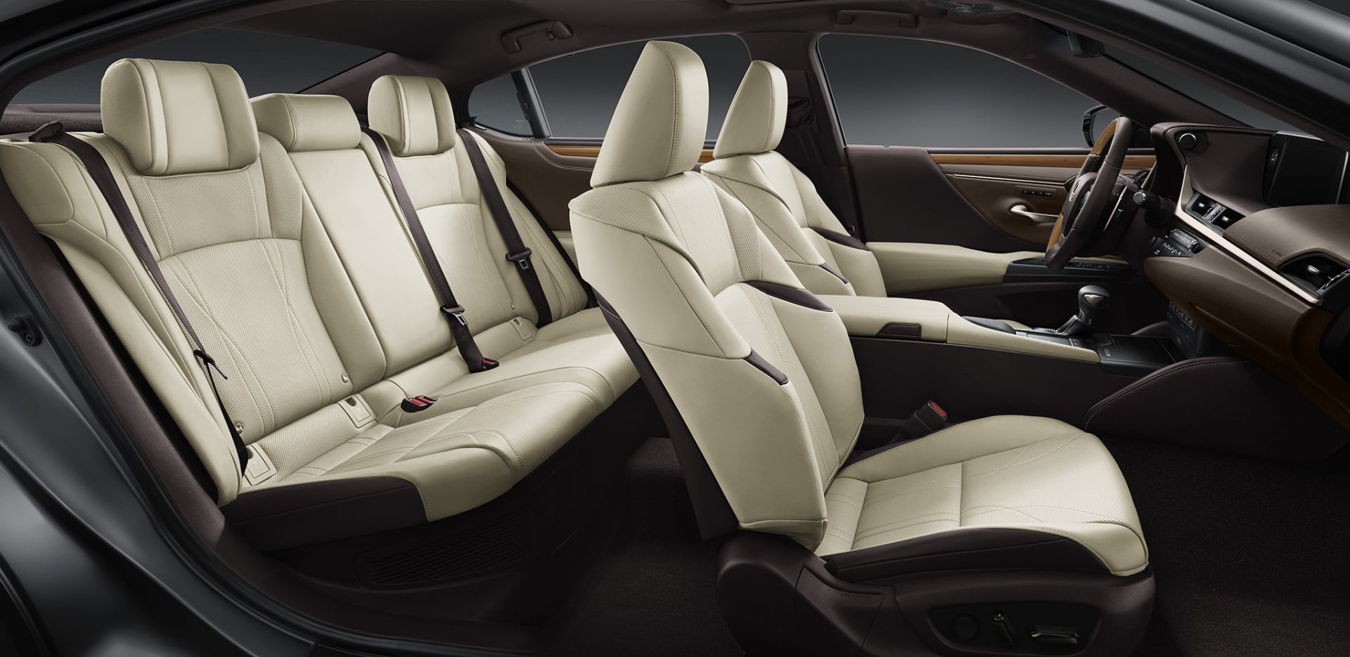 Thiết kế cabin xe Lexus ES 250 2019