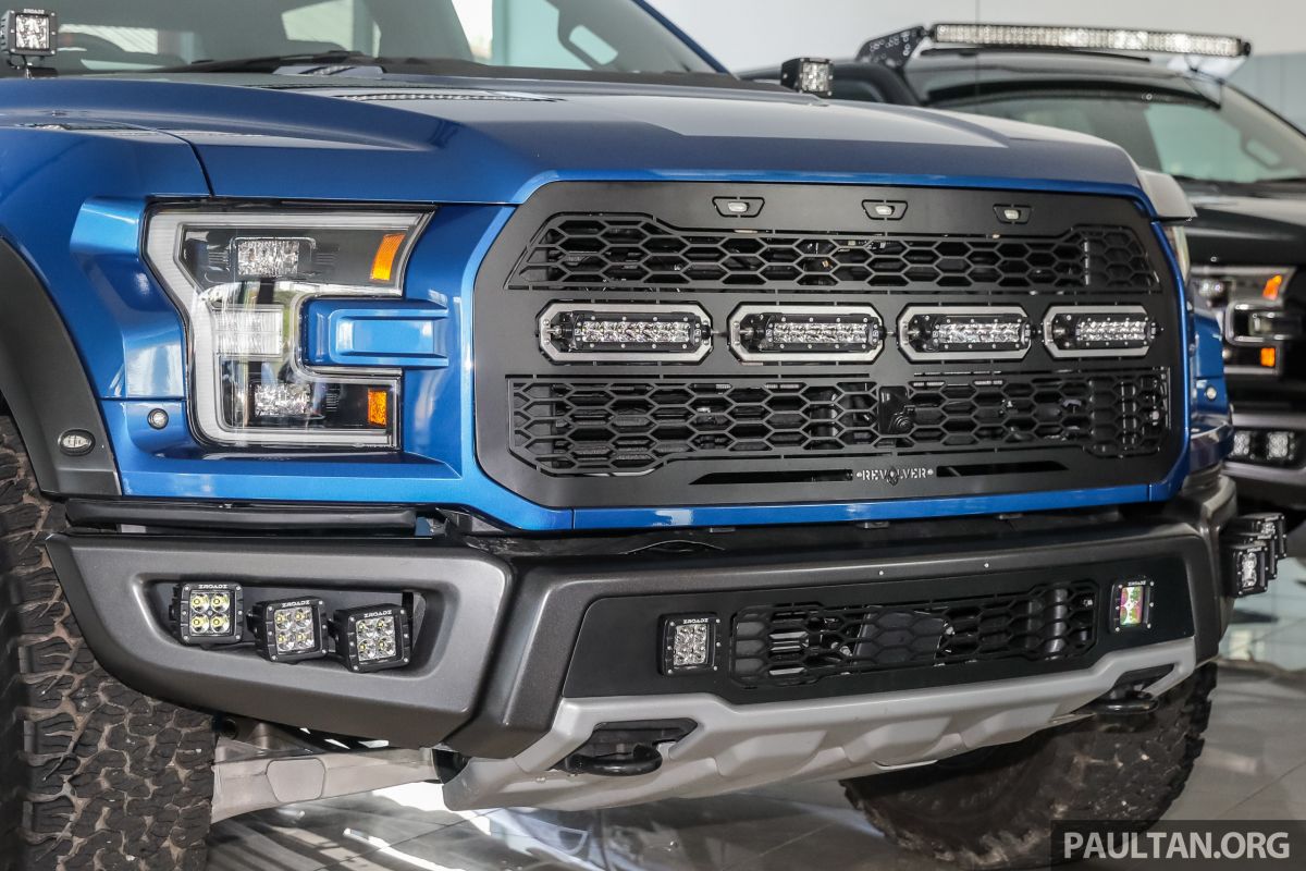 Thiết kế đầu xe bán tải Ford F-150 Raptor