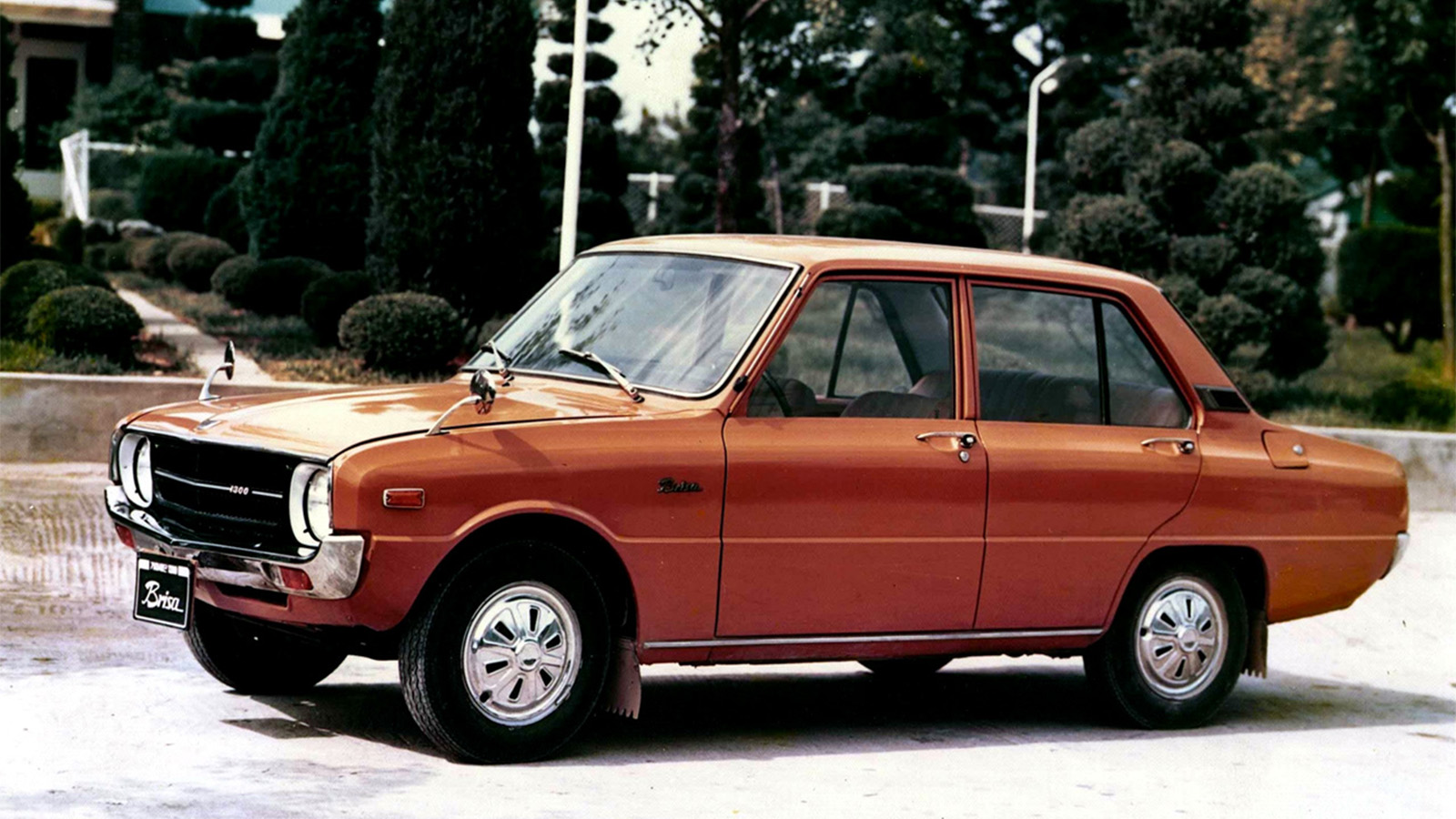 Xe Kia Brista