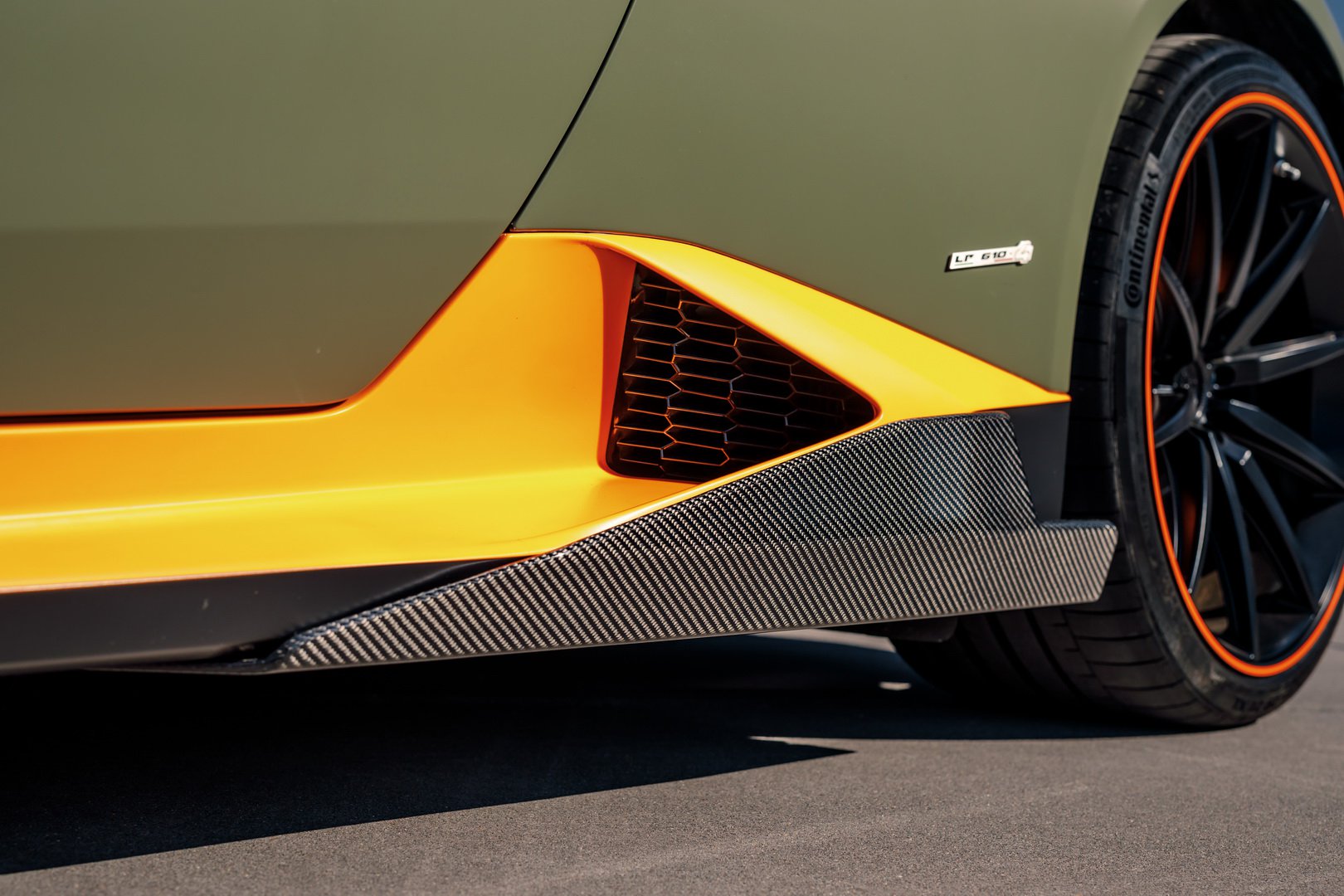 Khe thoát gió ở hông xe Lamborghini Huracan Avio