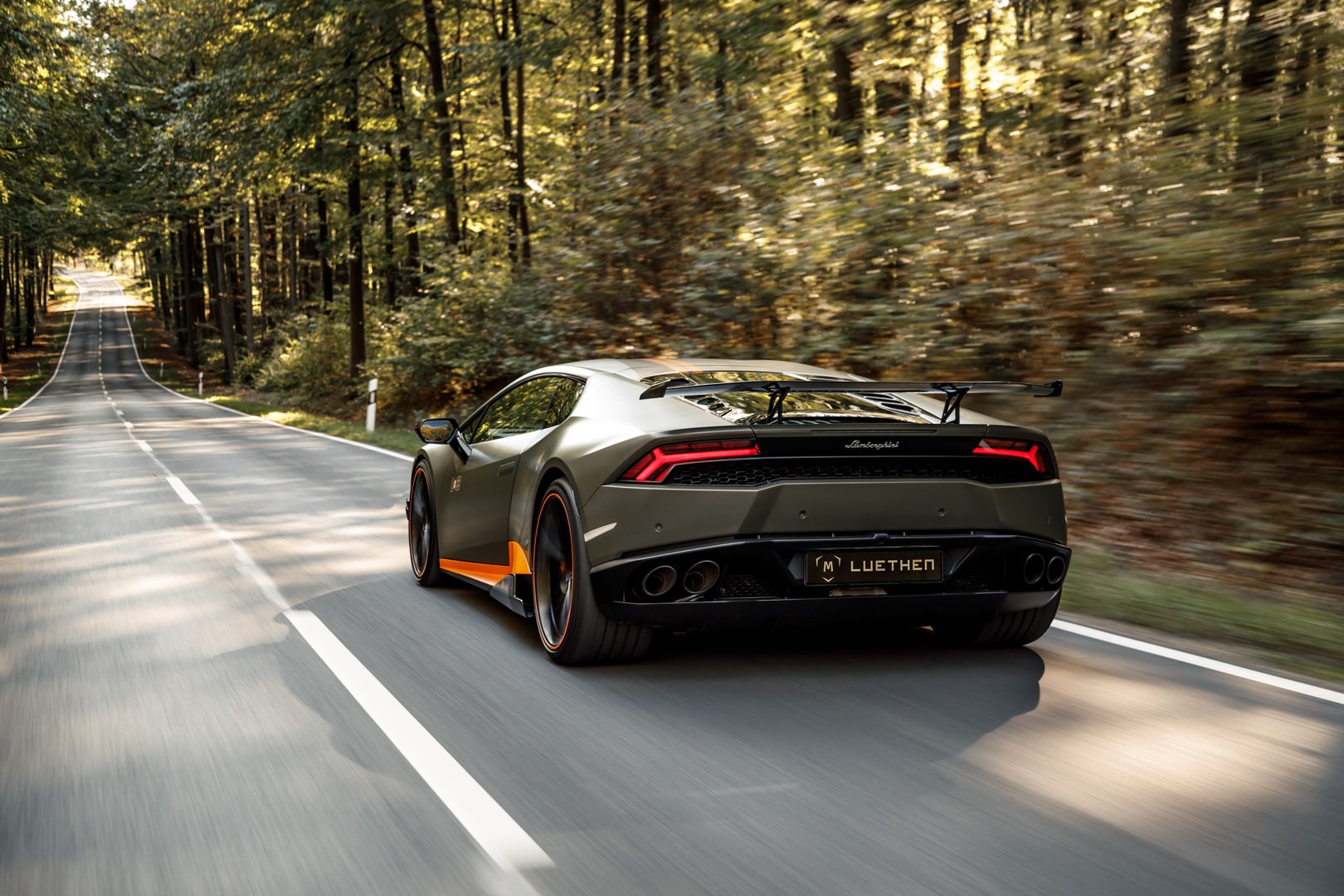 Xe Lamborghini Huracan Avio