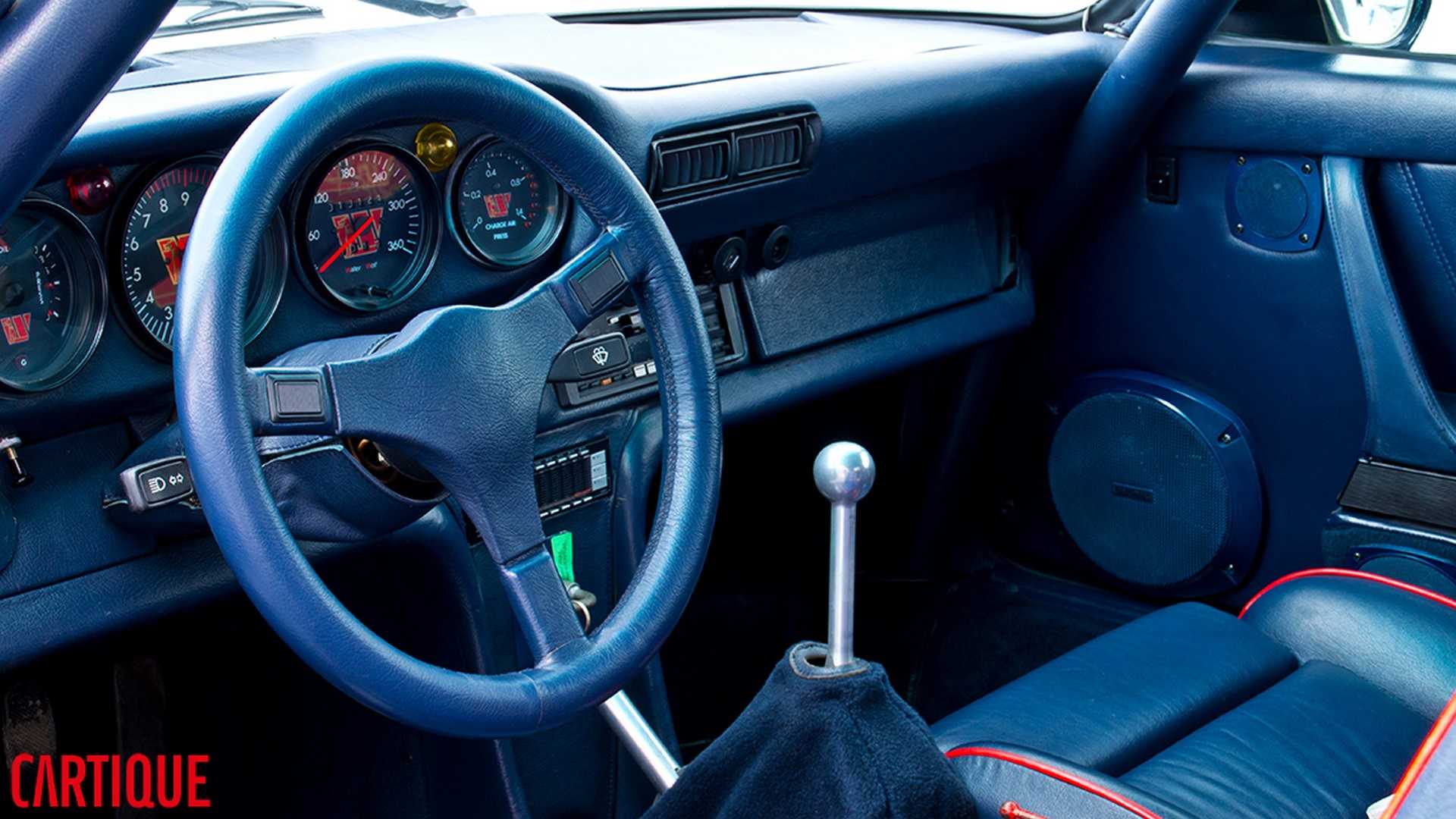 Vô lăng 3 chấu của xe Porsche 935