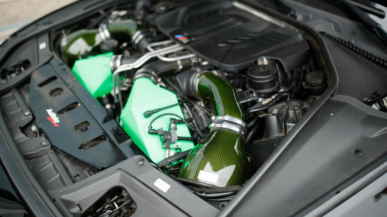 Động cơ xe BMW M5 R Touring