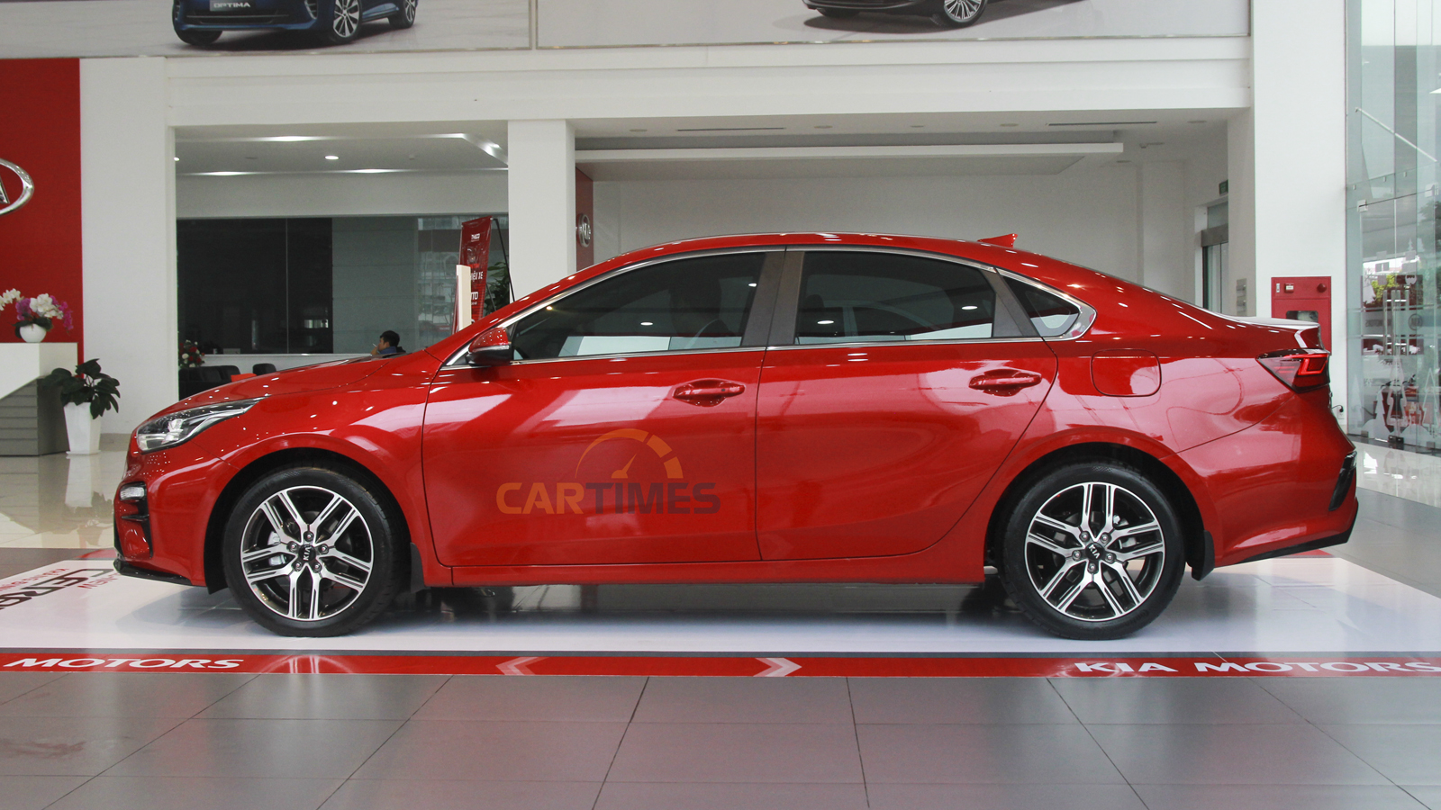 Thiết kế bên hông xe Kia Cerato 2019